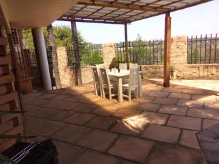 Sunset Cottage - Own Water - Own Electricity - 9