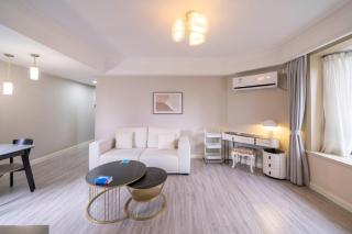 Tyms Stylish 1BR APT Gubei Garden - 0
