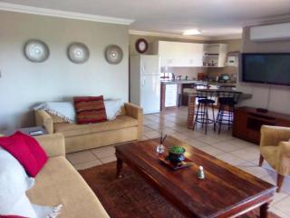 Sunset Cottage - Own Water - Own Electricity - 1