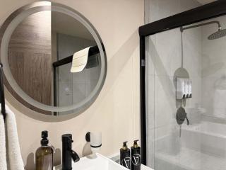 Modern Luxury me Minimalist Penthouse with Private - 4
