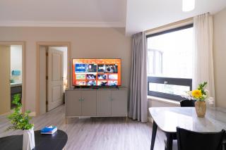 Tyms Modern 1BR APT Gubei International Garden - 5