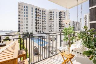 The Surfer's Yas 2BR plus Study Apartment, Full canal & pool view, Theme Parks Yas - 7