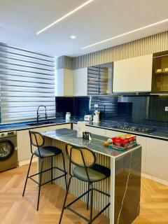 The Urbanshortlet - 5