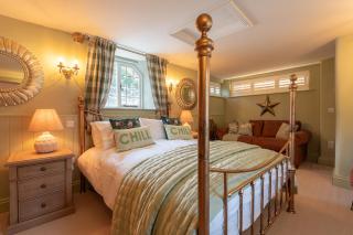 St James Cottage - Luxurious Dorset Escape in Idyllic Milton Abbas - 8