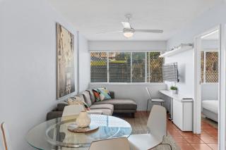 Two bedroom Free Parking - 8