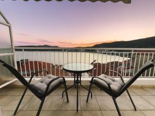 Delmare Lake view house - 9