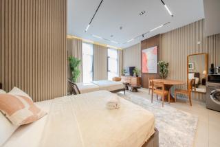 Big Studio Apt in Downtown Sharjah - Sleeps 3 - 2