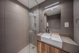 Big Studio Apt in Downtown Sharjah - Sleeps 3 - 7