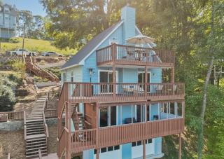 Lakefront Escape with Sauna Hot Tub BBQ & Games - 6