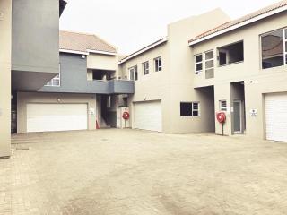 Heuschneider Platz - 6