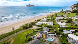 The Whyte House - Waimarama Beachfront - 7