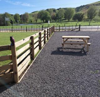 Cow & Calf Cottages- bike wineries & relax in rural location Napier 15 mins - 1