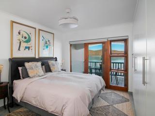 Waters Edge Laguna - 9