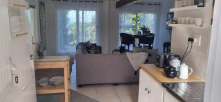 Dinky's Place - 4
