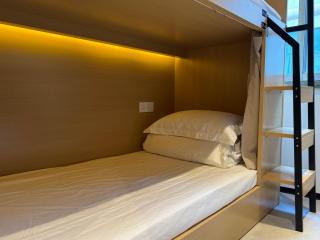 Third Floor Youth Hostel - 5