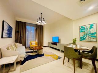 Modern comfort in a compact spacious studio one or two bedroom retreats - Manama - 0