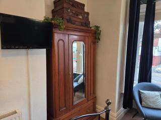 St Michael's Guest House - 5