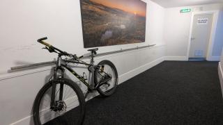 Captivating 1-Bed apartment Merthyr Tydfil - - 5