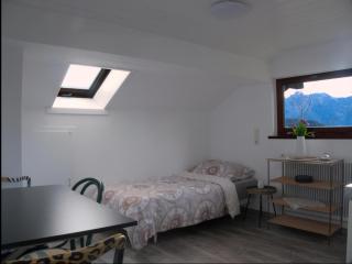 Apartment - Sleeps 3 - Balcony - Garden - 1