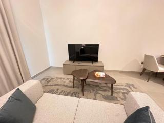 HARF310 Modern Studio w Balcony at Yas Island - 3