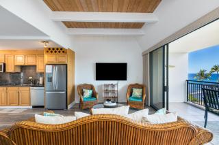 Kona Alii Penthouse 710 condo - 1