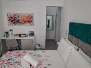 Sotto Castello Living Room - 4
