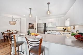 Maui Kamaole M106 · MKO M106 Remodeled Condo w AC Pool Walk to B - 2