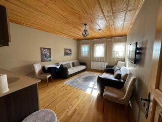 Hotel Buhara Family Inn - 8