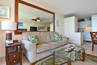 Valley Isle 407 · VI 407 BeachFront Studio w Pool - 2
