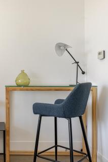 FIRST Modern Studio/ balcony/ free car park/ 2P - 2