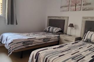 Luxury Golf View 3Bed Penthouse Sleeps 6 Balcony - 8