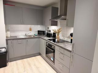 New Luxury 2 Bed Open Plan Apartment! City Centre - 5