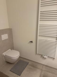 The Downtown Experience - 2 BR, Bright, Spacious & Central - 9