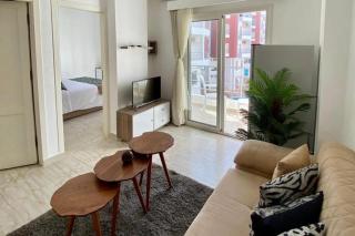 1 Bed Apartment - Balcony Pool Parking - 7