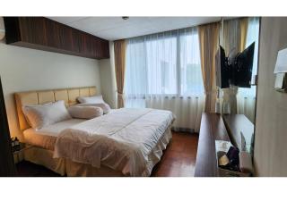 Spacious & New 1BR at SCBD, Jkt Convention Center, GBK - 1