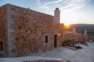 Anemos Suites Mani - 9