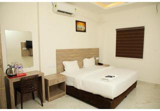 Redfox Service Apartment DLF - 1