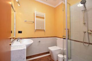 Boutique Hotel Republic Square - 5