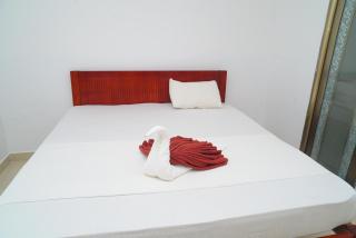 ilamparuma Hotel - 4