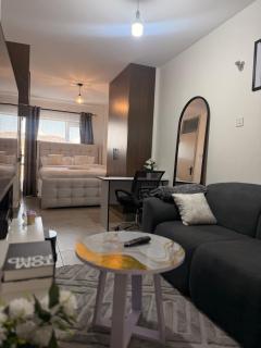 Urban Cozy Suites - 9