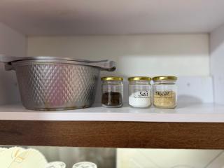 Urban Cozy Suites - 8