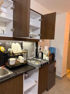 Urban Cozy Suites - 6