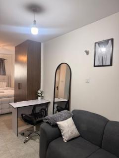 Urban Cozy Suites - 1