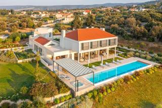Villa Adeline - 0