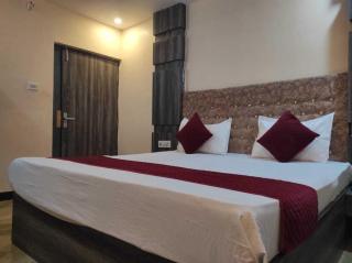 Townhouse Central Prayagraj Bus Terminal Formerly Amba Palace - 6