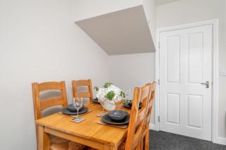 The Quays - Modern 3 Bed, 2 Bath - Parking - 2
