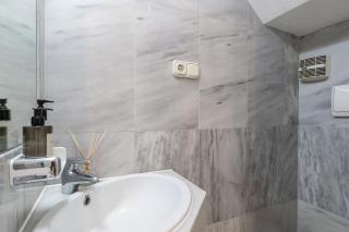 One&Lux Marbella - 3 bedrooms and private pool - 3