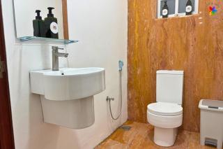 25P Muji Black & White Kajang Villa with 100" TV - 3