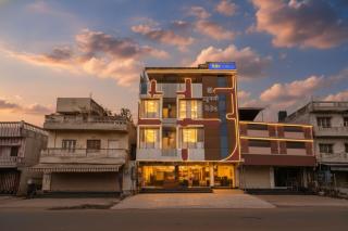 FabHotel Raghumani Palace - 0