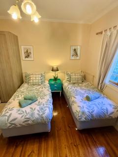 Korla Cottage, Leura Family & Pet Friendly Stay - 8